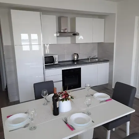 Apartmani Antea Starigrad Paklenica Exterior photo