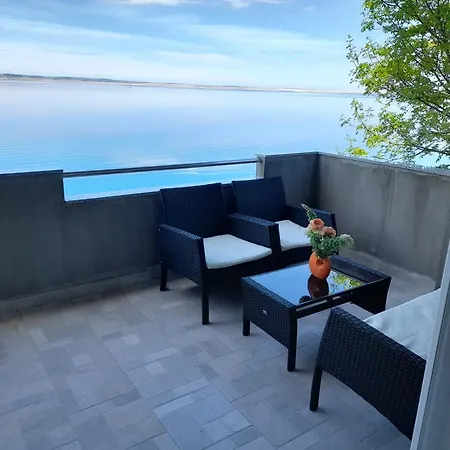 Apartmani Antea Starigrad Paklenica Room photo
